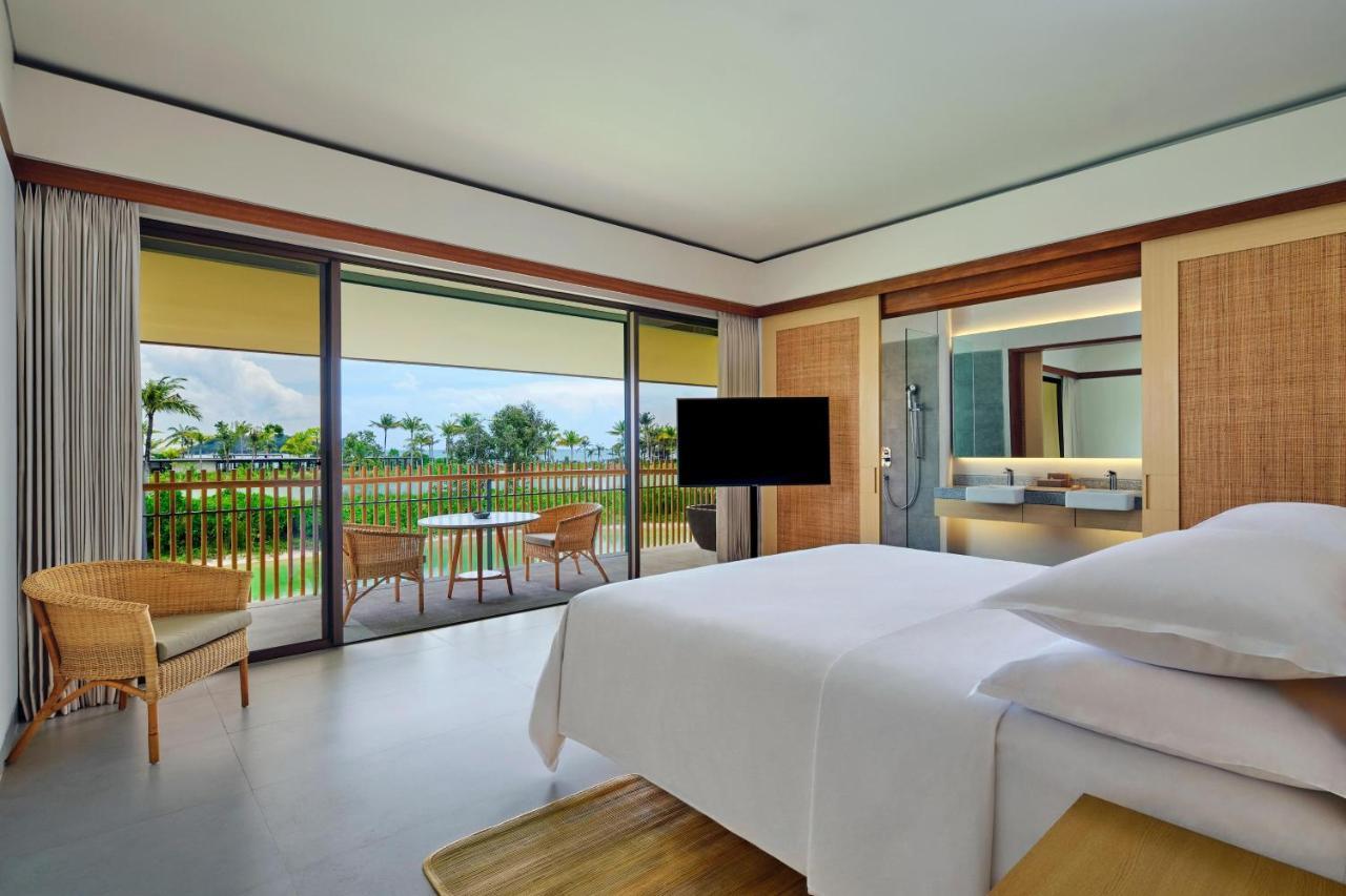 Sheraton Belitung Resort Tanjungbinga Buitenkant foto