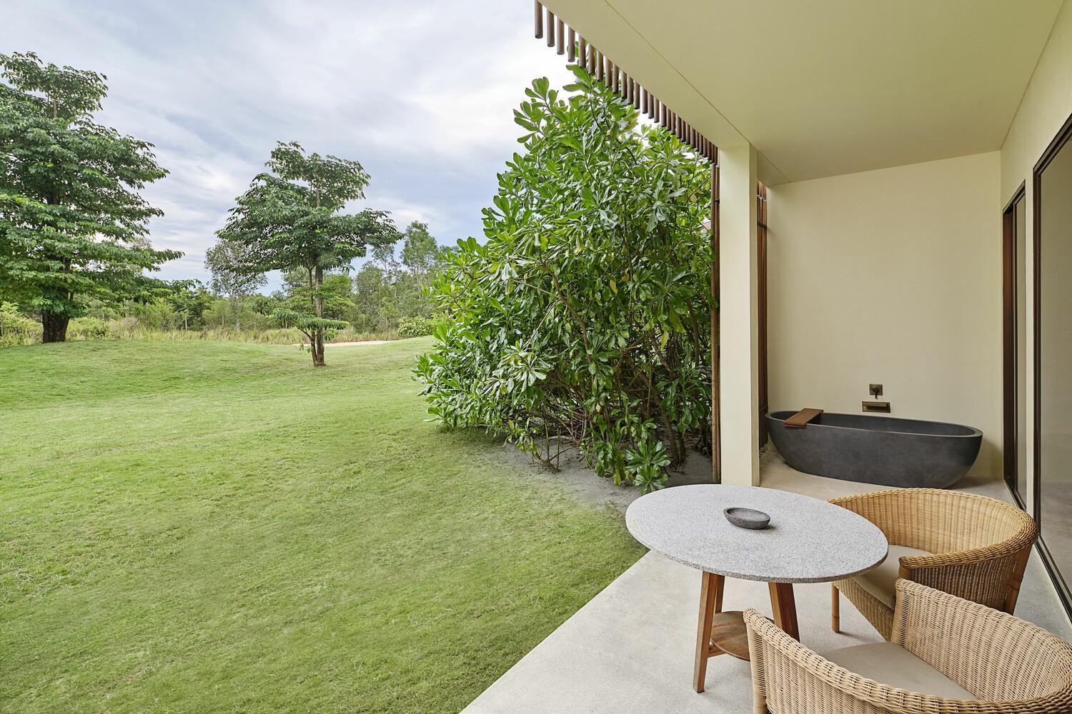 Sheraton Belitung Resort Tanjungbinga Buitenkant foto